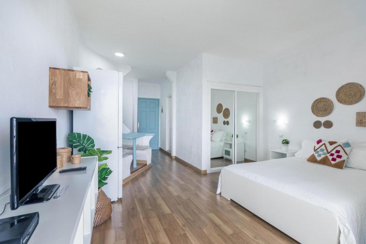 Paraiso Del Sur Studio-Apartment Costa Adeje  Bagian luar foto